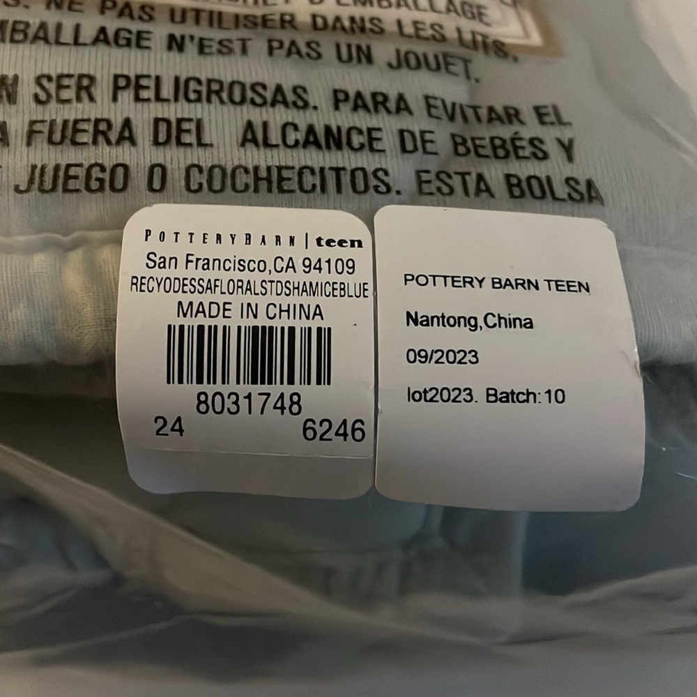 Pottery Barn Teen Odessa Floral Jersey Standard Sham in Ice Blue - Picture 4 of 4